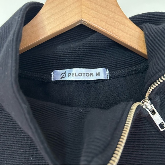 Peloton Ribbed Funnel Neck Sweatshirt in Black sz M - Picture 2 of 3